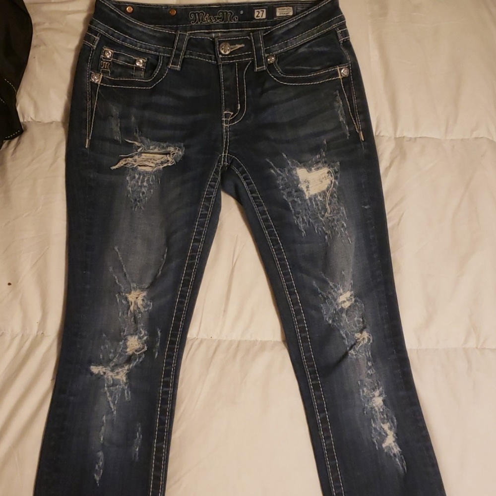 LOOK!! Miss me size 27/33 STRAIGHT distressed